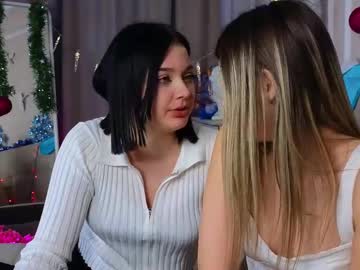 couple Asian Chaturbate Sex Cams with doloresdias