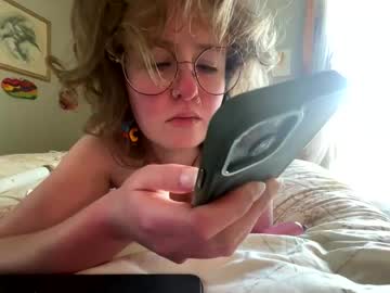girl Asian Chaturbate Sex Cams with miss_daphne333