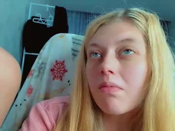 girl Asian Chaturbate Sex Cams with puff_witch
